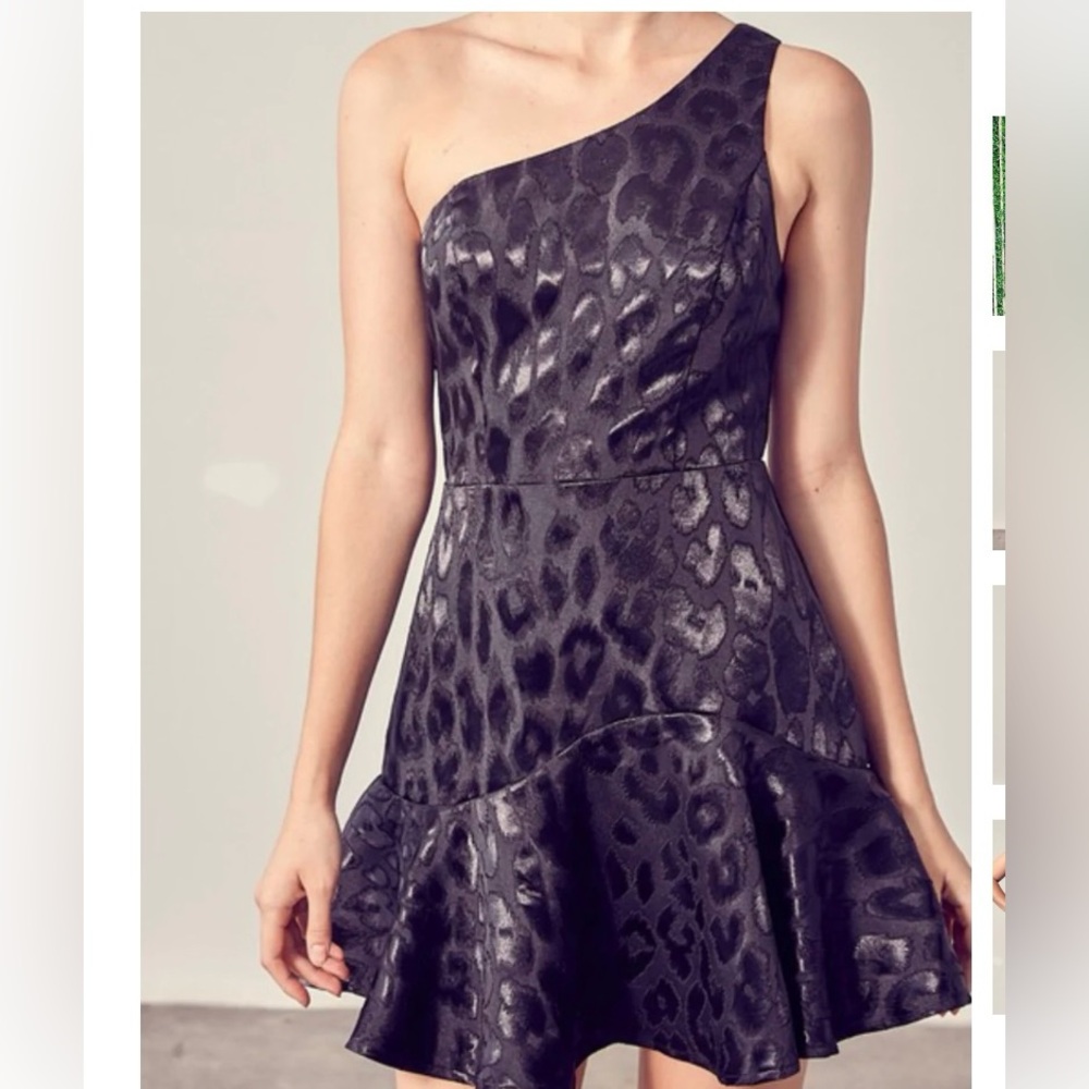 DO+BE Black Leopard One Shoulder Dress NWT